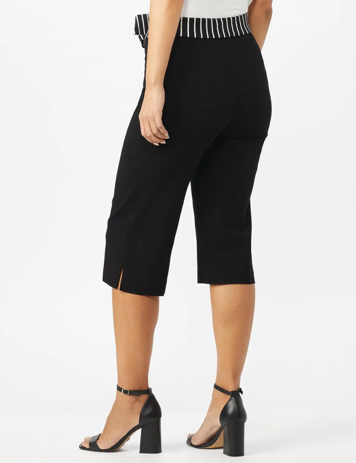 Pull On Crop Pants With Printed Tie Sash